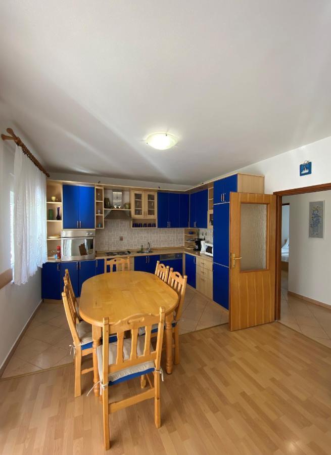 Appartement App Ratkovic à Novi Vinodolski Extérieur photo